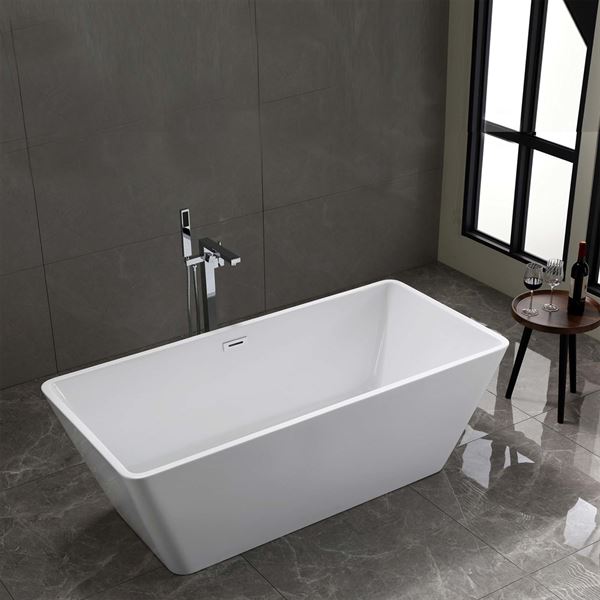 Rieti 67 in. Freestanding Bathtub in Glossy White